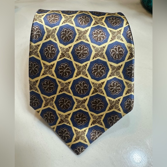 Countess Mara Designer Tie Gold and Navy 💯% Silk Vintage Made in the USA - Picture 1 of 6